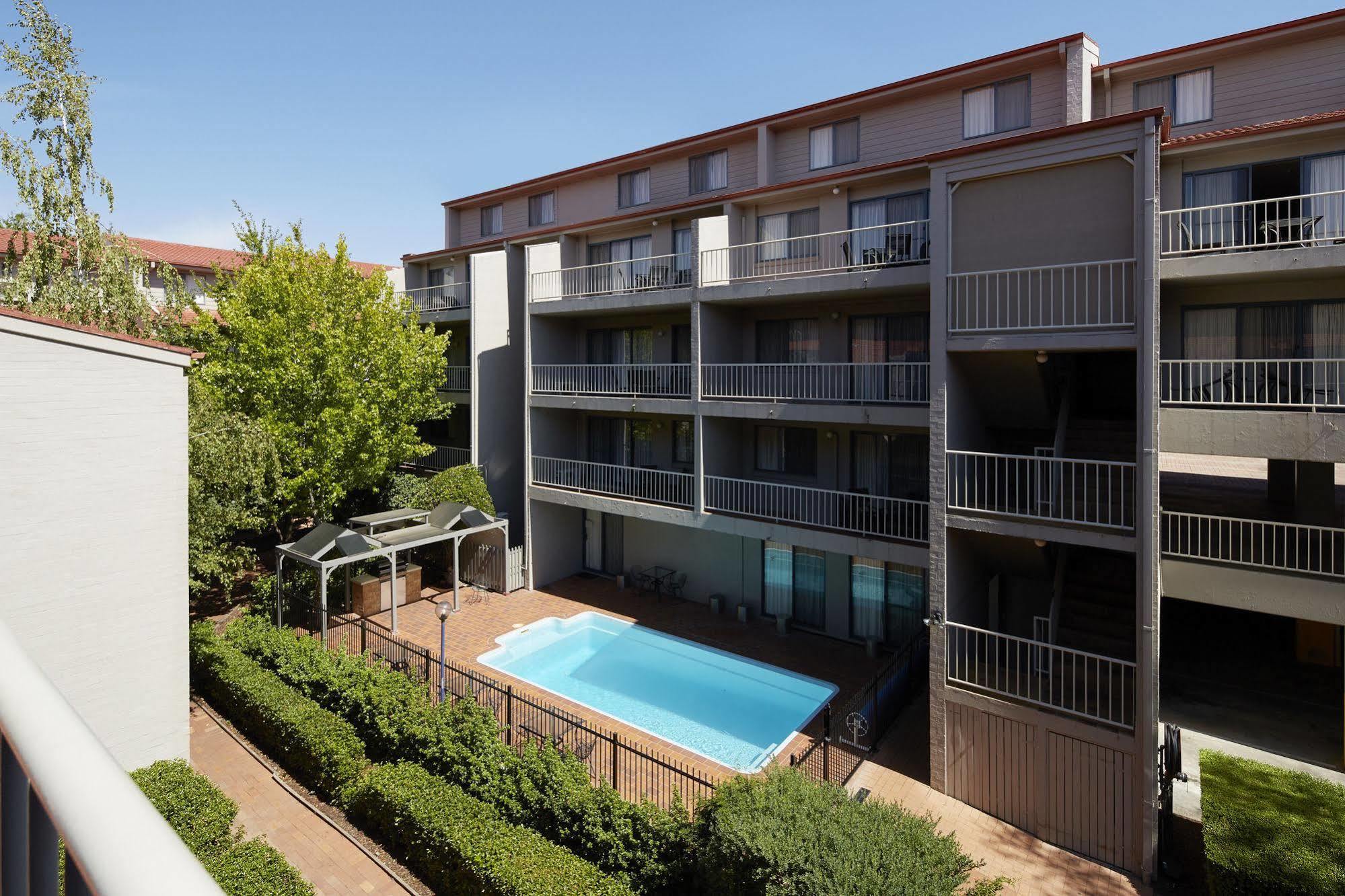 Pinnacle Apartments Canberra Bagian luar foto