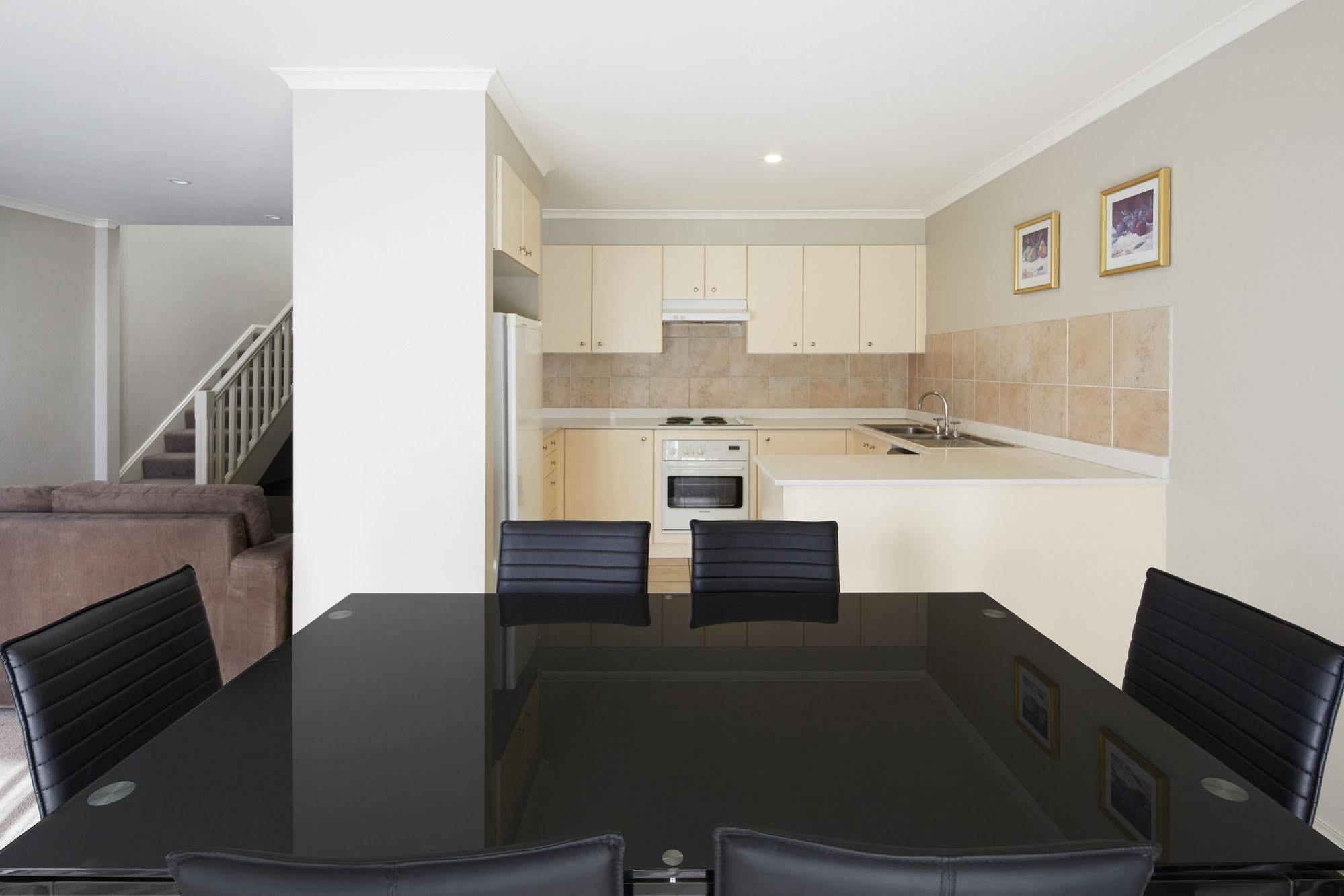 Pinnacle Apartments Canberra Bagian luar foto